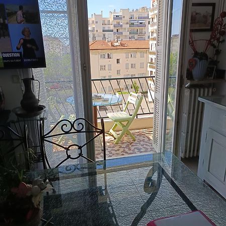 Appartement 2 Pieces Proche Aeroport à Nice Extérieur photo